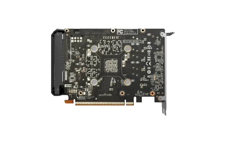 Видеокарта Zotac GeForce RTX 5060 GAMING SOLO (ZT-B50600G-10L) - Фото 5 Видеокарта Zotac GeForce RTX 5060 GAMING SOLO (ZT-B50600G-10L) - изображение 5