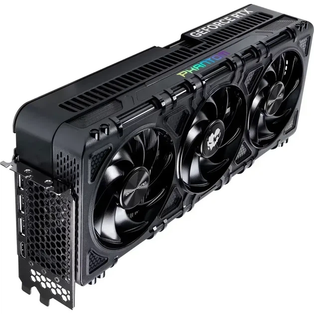 Видеокарта Gainward GeForce RTX 5090 Phantom (NE75090019R5-GB2020P) - Фото 3 Видеокарта Gainward GeForce RTX 5090 Phantom (NE75090019R5-GB2020P) - изображение 3
