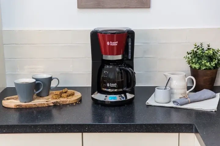 Кавоварка крапельна RUSSELL HOBBS Colours Plus 24031-56 - зображення 2