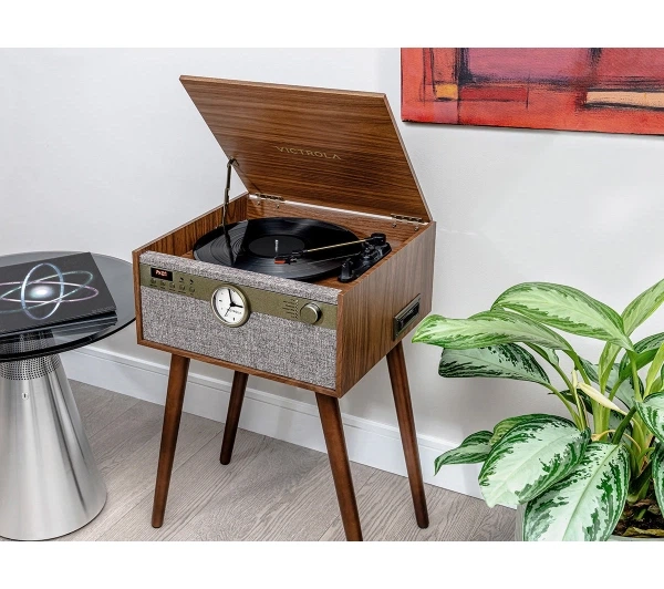 Програвач вінілових дисків Victrola Century Signature+ 6-в-1 VTA-835SB-WLN-INT Мануальний Привід на ремені Bluetooth CD Касета Горіх - Фото 2 Програвач вінілових дисків Victrola Century Signature+ 6-в-1 VTA-835SB-WLN-INT Мануальний Привід на ремені Bluetooth CD Касета Горіх - зображення 2