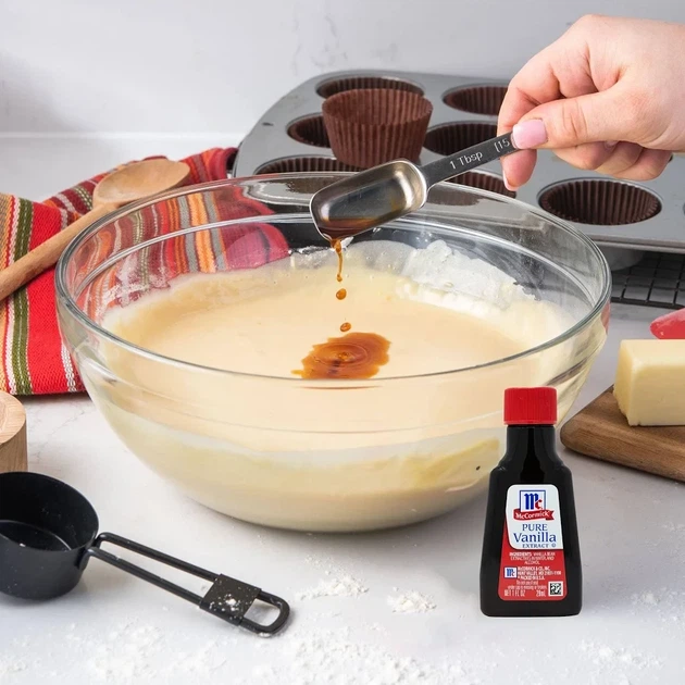 Екстракт ванілі McCormick Pure Vanilla Extract чистий 29 мл - Фото 5 Екстракт ванілі McCormick Pure Vanilla Extract чистий 29 мл - зображення 5