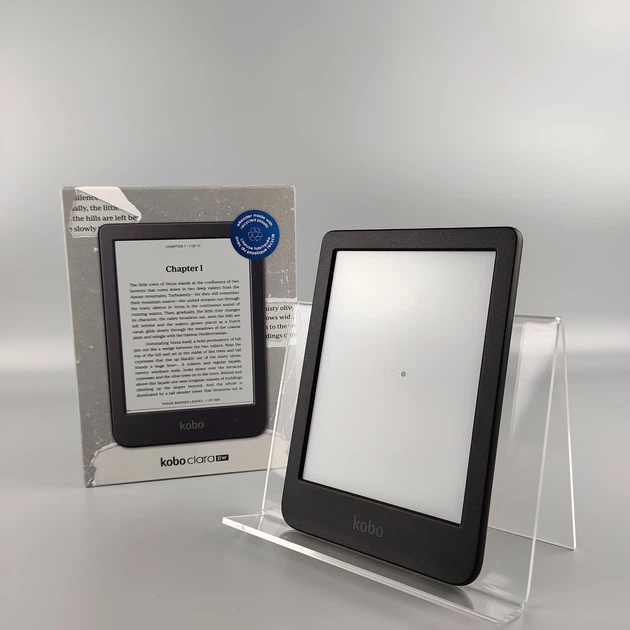 Электронная книга 6" Kobo Clara BW / 16 ГБ / Linux / Wi-Fi / Bluetooth / Сенсорный E-Ink экран (1448 × 1072) / Настраиваемая яркость / Влагозащищенность IPX8 / До 6 недель работы от батареи / Черная (102177635) - Б/У - Фото 5 Электронная книга 6" Kobo Clara BW / 16 ГБ / Linux / Wi-Fi / Bluetooth / Сенсорный E-Ink экран (1448 × 1072) / Настраиваемая яркость / Влагозащищенность IPX8 / До 6 недель работы от батареи / Черная (102177635) - Б/У - изображение 5