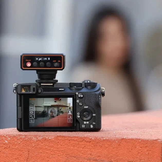 Видеосвет Ulanzi F12 GN 12 72x60x50 мм ABS-пластик черный - изображение 14