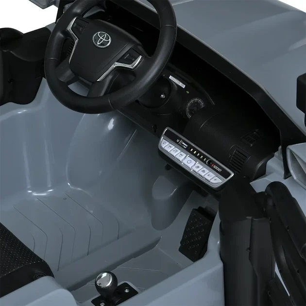 Детский электромобиль джип BAMBI Toyota Land Cruiser M 5101EBLR-11 серый, экокожа, EVA, MP3, Bluetooth, FM - Фото 5 Детский электромобиль джип BAMBI Toyota Land Cruiser M 5101EBLR-11 серый, экокожа, EVA, MP3, Bluetooth, FM - изображение 5