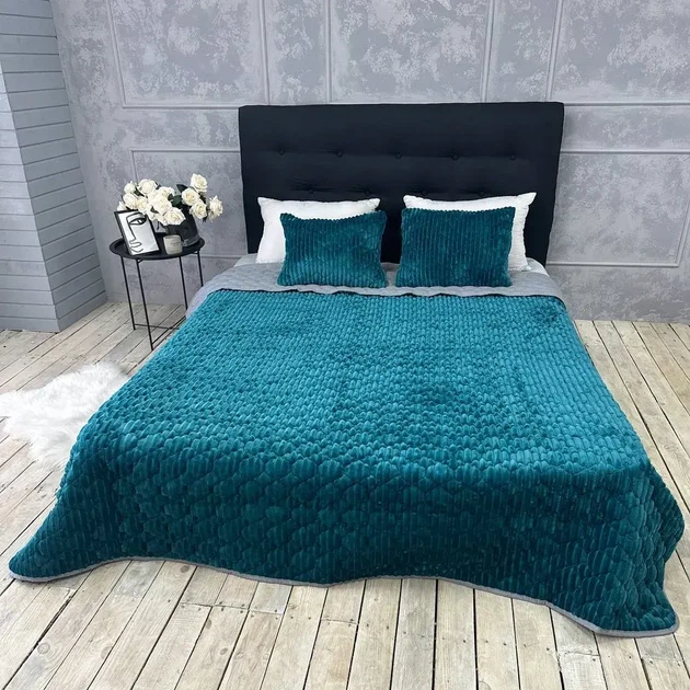 Покрывало стеганое Cappone 220х240 см Белое + 2 подушки 50х70 см бирюзовый в подарочной сумке (CEPP47) - Фото 1 Покрывало стеганое Cappone 220х240 см Белое + 2 подушки 50х70 см бирюзовый в подарочной сумке (CEPP47) - изображение 1
