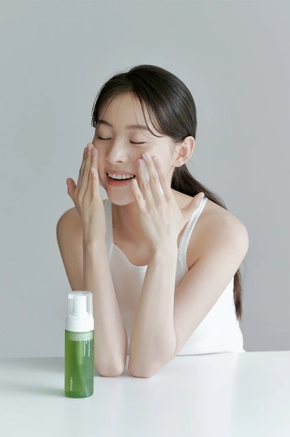 Пінка для вмивання CELIMAX The Real Noni Acne Bubble Cleanser 155 мл для проблемної шкіри - изображение 3