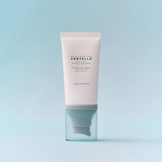 Сонцезахисна сироватка для обличчя SKIN1004 Madagascar Centella Hyalu-Cica Water-Fit Sun Serum SPF50+ PA++++ 50 мл - изображение 3