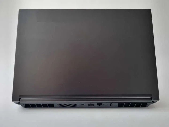 Игровой ноутбук Eluktronics 15 R7 5800H/RTX 3080 16GB/RAM 16GB/SSD 512GB/QHD 165Hz Б\В - Б/У - Фото 8 Игровой ноутбук Eluktronics 15 R7 5800H/RTX 3080 16GB/RAM 16GB/SSD 512GB/QHD 165Hz Б\В - Б/У - изображение 8