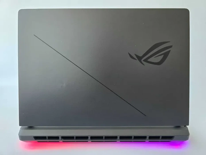 Ноутбук Asus ROG Strix G16 Ultra 9 285HX/RTX 5070/RAM 16GB/SSD 2TB/WIN 11 Б\В - Б/В - зображення 8