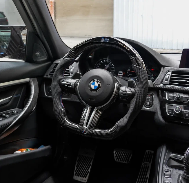 Карбоновый M-руль с LED-экраном для BMW F-серии — руль BMW F20 F21 F23 F30 F31 F32 F33 F36 X3 F25 X5 F15 F01 F02 F06 F07 F10 F11 F12 F13 - зображення 4