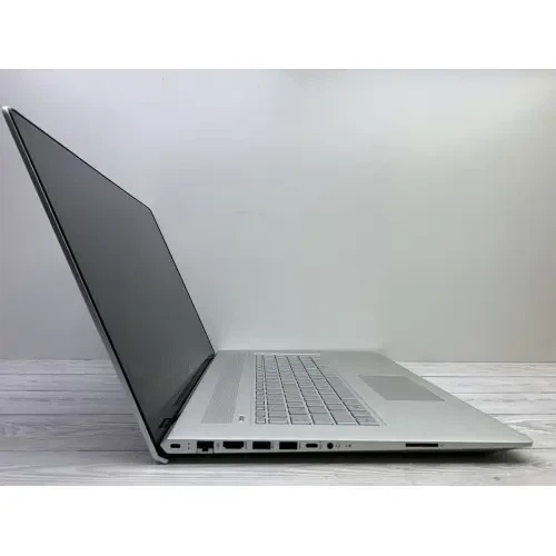 Ноутбук HP Envy 17-a 17.3 Core i7-8550U 1.8 ГГц 16GB 240GB + Windows 11 Pro + АКБ + ЗП Вживані Б/В | 27280 - Фото 3 Ноутбук HP Envy 17-a 17.3 Core i7-8550U 1.8 ГГц 16GB 240GB + Windows 11 Pro + АКБ + ЗП Вживані Б/В | 27280 - зображення 3