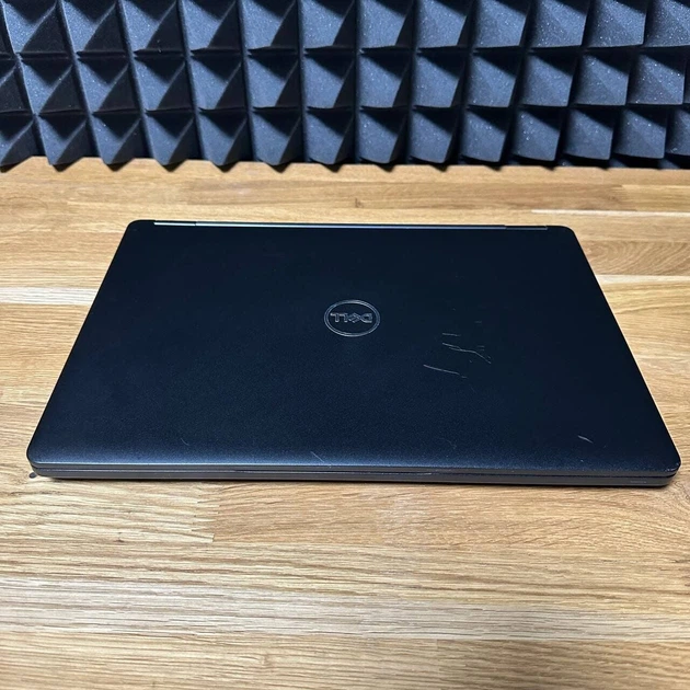 Ультрабук Б-клас Dell Latitude 5480 / 14" (1920x1080) IPS / Intel Core i5-8400H (4 (8) ядра по 2.5 - 4.2 GHz) / 8 GB DDR4 / 256 GB SSD / Intel UHD Graphics 630 / WebCam б/в - Фото 7 Ультрабук Б-клас Dell Latitude 5480 / 14" (1920x1080) IPS / Intel Core i5-8400H (4 (8) ядра по 2.5 - 4.2 GHz) / 8 GB DDR4 / 256 GB SSD / Intel UHD Graphics 630 / WebCam б/в - зображення 7