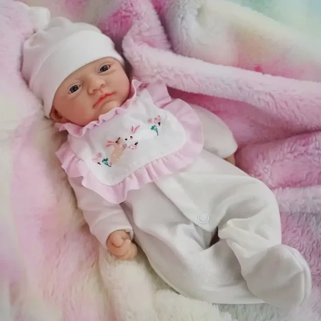 Лялька реборн Reborn Baby Doll 33 см — реалістична силіконова лялька немовля - Фото 4 Лялька реборн Reborn Baby Doll 33 см — реалістична силіконова лялька немовля - зображення 4