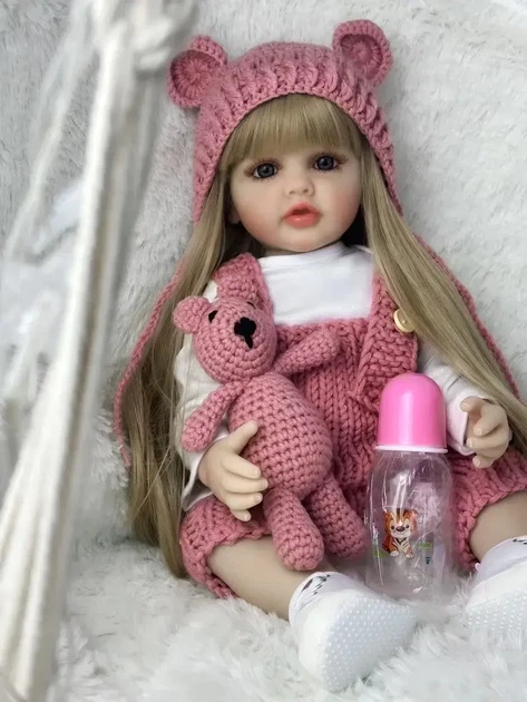 Лялька реборн Reborn Baby Doll реалістична вінілова з аксесуарами та волоссям, 55 см, можна купати (RB017) - изображение 8