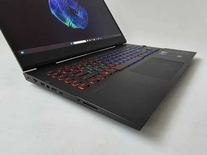 Ноутбук HP Omen 17 I7 13700HX/RTX 4080/RAM 16GB/SSD 1TB/QHD 240Hz Б\В - Б/У - изображение 2