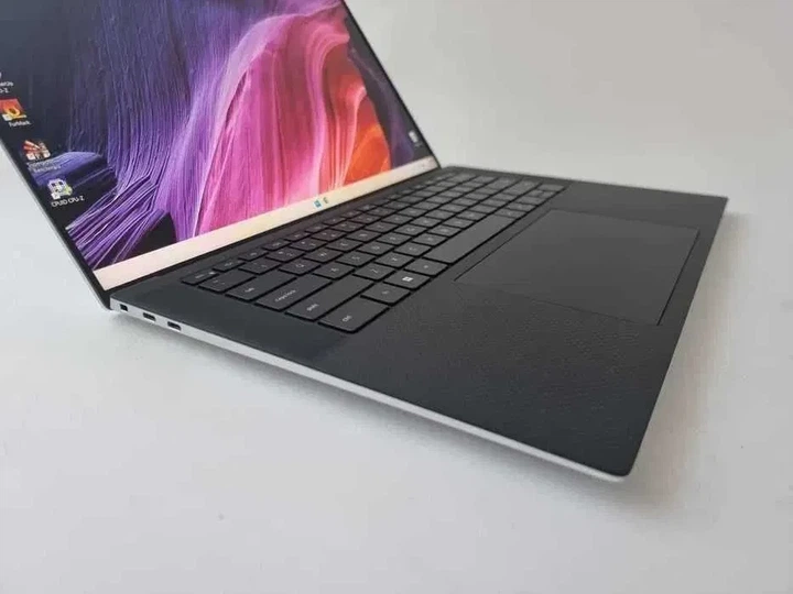 Ноутбук Dell XPS 9520 I7 12700H/RTX 3050TI/RAM 16GB/SSD 512GB/WIN 11 Б\В - Б/У - Фото 2 Ноутбук Dell XPS 9520 I7 12700H/RTX 3050TI/RAM 16GB/SSD 512GB/WIN 11 Б\В - Б/У - изображение 2