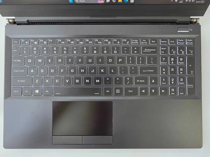 Ноутбук Clevo 15 i7 10875H/RTX 2080 Super/RAM 16GB/SSD 256GB/144Hz Б\В - Б/У - Фото 4 Ноутбук Clevo 15 i7 10875H/RTX 2080 Super/RAM 16GB/SSD 256GB/144Hz Б\В - Б/У - изображение 4
