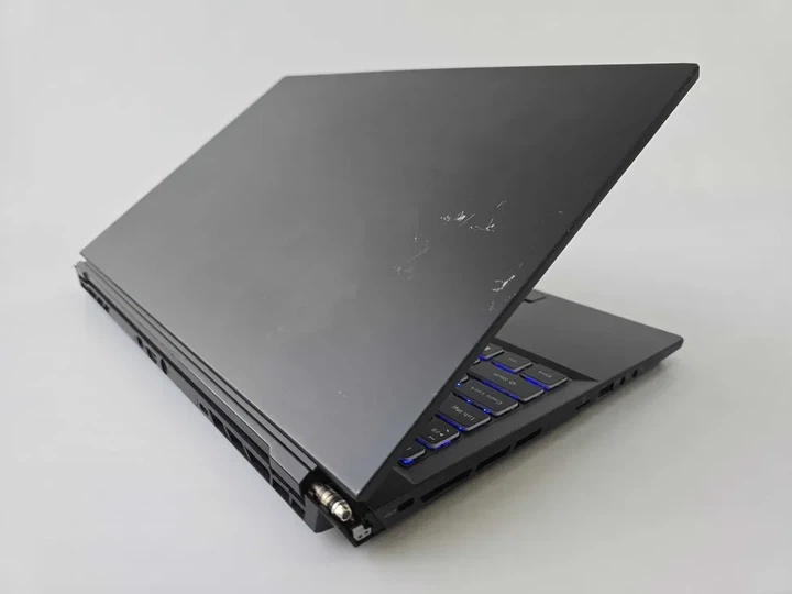 Ноутбук Clevo 15 i7 10875H/RTX 2080 Super/RAM 16GB/SSD 256GB/144Hz Б\В - Б/У - Фото 6 Ноутбук Clevo 15 i7 10875H/RTX 2080 Super/RAM 16GB/SSD 256GB/144Hz Б\В - Б/У - изображение 6