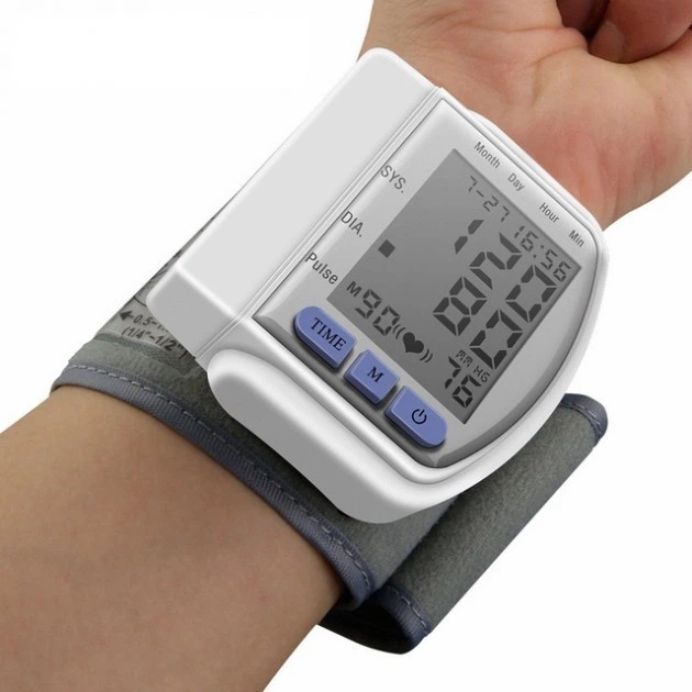 Тонометр автоматический на запястье Blood Pressure Monitor СК-102S - изображение 4