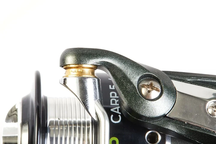 Катушка безінерційна Salmo Diamond CARP 5 4000BR карбопластова 4000 4+1 передній фрикціон - зображення 4