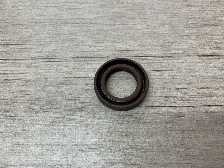 Сальник вакуумного насоса SKT 040914-V FORD TRANSIT 01-> 20x32x7 - изображение 4
