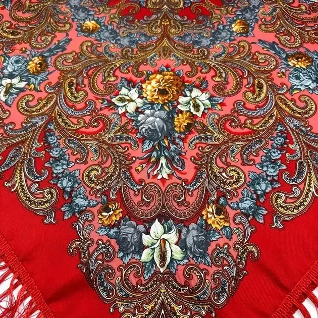 Українська народна хустка з бахромою Олеся червона 100 см*100 см - Фото 4 Українська народна хустка з бахромою Олеся червона 100 см*100 см - зображення 4