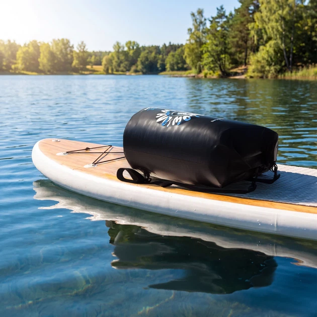 Водонепроникний гермомішок Outtec Dry Bag 30 л O-42987 Чорний (5905884429877) - зображення 7