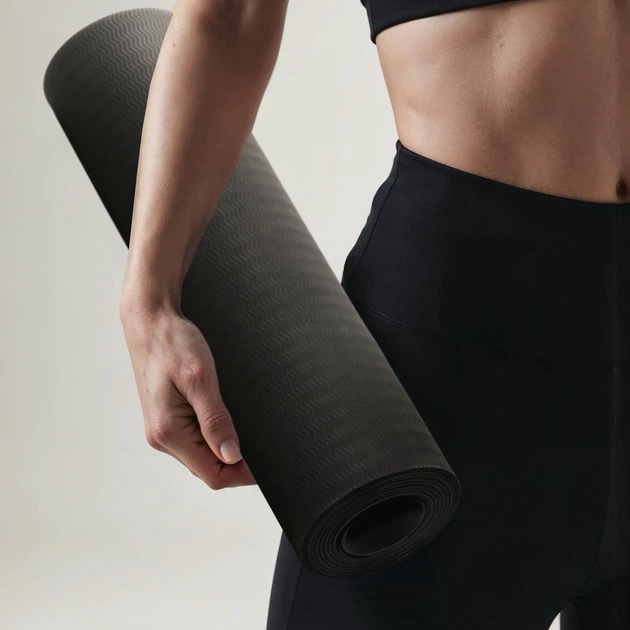 Килимок для фітнесу та йоги TPE Gymtek 0,5 см Чорний (5907766664079) - зображення 11