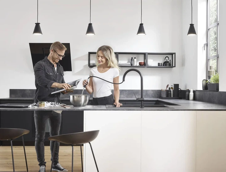 Hansgrohe Talis 210 Смеситель для кухни, черный матовый (72801670) - изображение 4