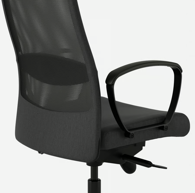 Офісне крісло MARKUS IKEA 702.611.50 Віслі темно-сірий - Фото 4 Офісне крісло MARKUS IKEA 702.611.50 Віслі темно-сірий - зображення 4