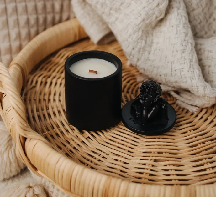 Аромасвічка CUPID SANTAL BLACK 100% WOOD WAX 165g 35h Гранд Презент NAC 1036BL - изображение 6