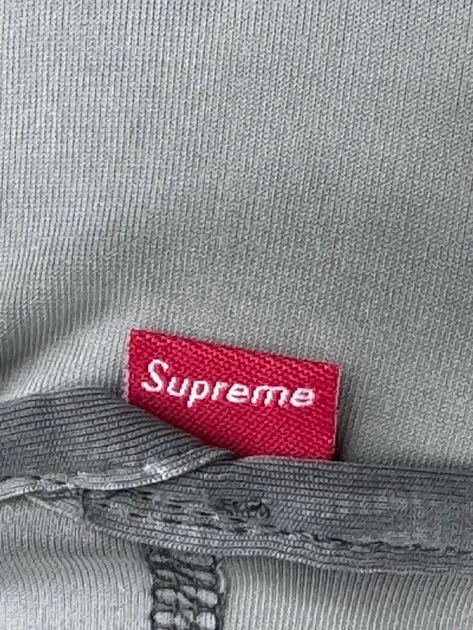 Балаклава Supreme, меняющая цвет при нагревании, серого цвета. - Фото 10 Балаклава Supreme, меняющая цвет при нагревании, серого цвета. - изображение 10