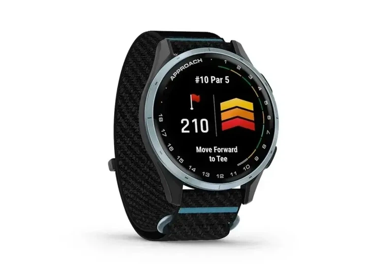 Смарт-годинник Garmin Approach J1 Cloud Blue with Black/Azure Band (010-03898-00) - Фото 2 Смарт-годинник Garmin Approach J1 Cloud Blue with Black/Azure Band (010-03898-00) - зображення 2