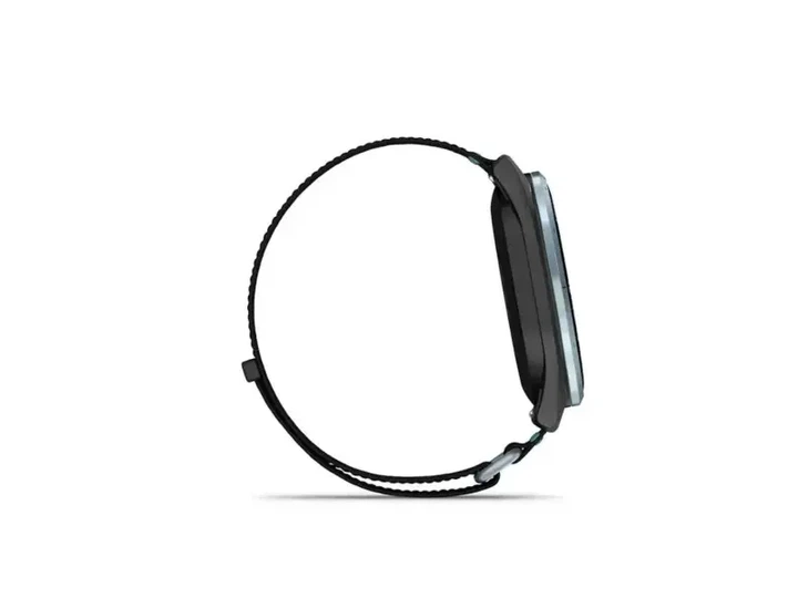 Смарт-годинник Garmin Approach J1 Cloud Blue with Black/Azure Band (010-03898-00) - Фото 4 Смарт-годинник Garmin Approach J1 Cloud Blue with Black/Azure Band (010-03898-00) - зображення 4