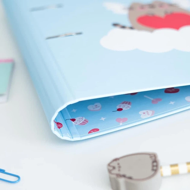 Скоросшиватель Pusheen Purrfect Love A4 2 кольца (C2AT0069) - Фото 5 Скоросшиватель Pusheen Purrfect Love A4 2 кольца (C2AT0069) - изображение 5