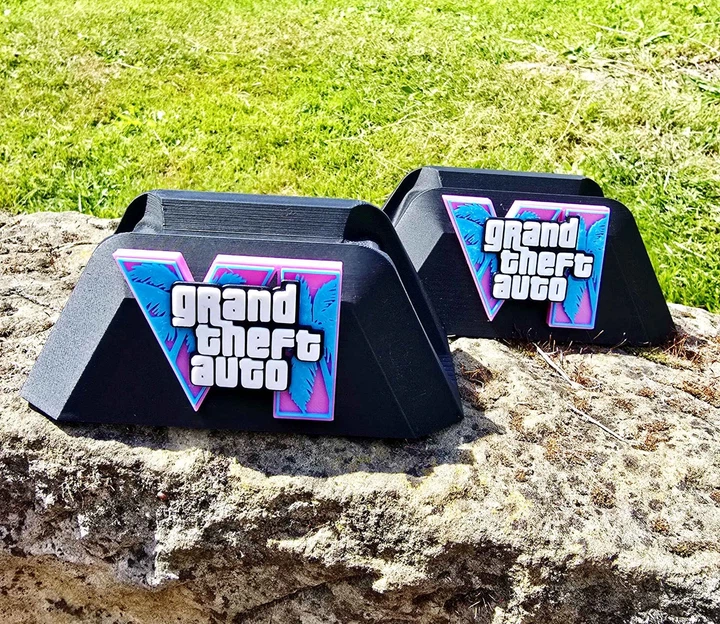 Держатель Dualsense в стиле GTA 6 - изображение 2
