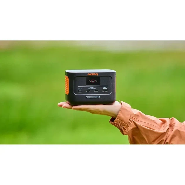 Зарядна станція Jackery Explorer 100 Plus (21-0001-000164) - Фото 11 Зарядна станція Jackery Explorer 100 Plus (21-0001-000164) - зображення 11