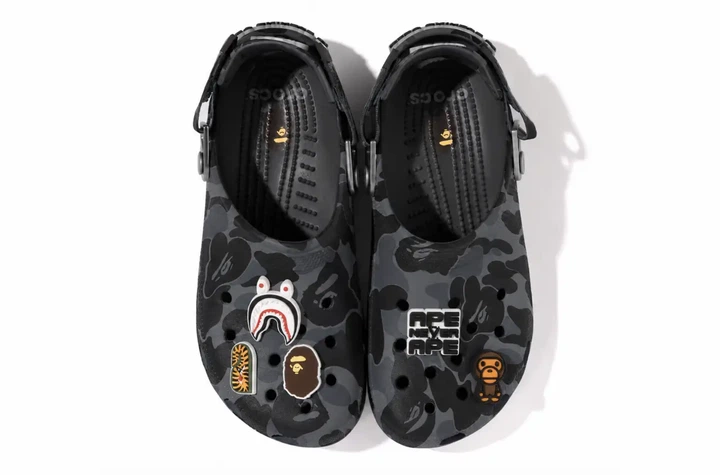 Кроксы BAPE, BAPE® X-CROCS - CLOG, унисекс (38–39) в черном цвете. - Фото 4 Кроксы BAPE, BAPE® X-CROCS - CLOG, унисекс (38–39) в черном цвете. - изображение 4