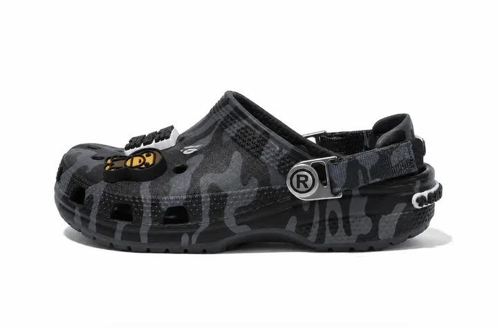 Кроксы BAPE, BAPE® X-CROCS - CLOG, унисекс (38–39) в черном цвете. - Фото 2 Кроксы BAPE, BAPE® X-CROCS - CLOG, унисекс (38–39) в черном цвете. - изображение 2