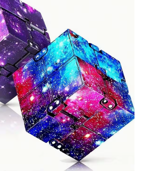 Магічний кубик з нескінченними варіантами, куб-антистрес CRAZY CUBE - Фото 1 Магічний кубик з нескінченними варіантами, куб-антистрес CRAZY CUBE - зображення 1
