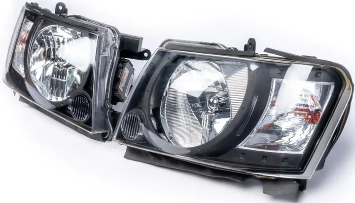 Передняя оптика Safari Black 2 шт для Nissan Patrol Y61 2004-2008 гг - изображение 4