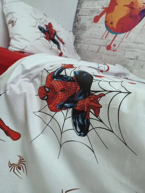 Комплект дитячої постільної білизни Царський Дім Спайдермен Ранфорс Lux 60×120 см Туреччина (SP-60120) - Фото 3 Комплект дитячої постільної білизни Царський Дім Спайдермен Ранфорс Lux 60×120 см Туреччина (SP-60120) - зображення 3