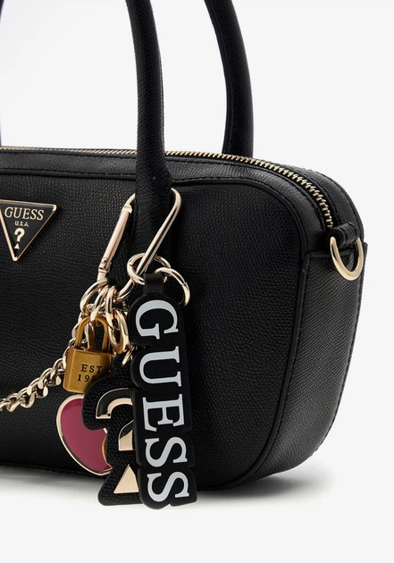 Сумка жіноча Guess крос-боді через плече чорна з ручками та підвісками - Фото 2 Сумка жіноча Guess крос-боді через плече чорна з ручками та підвісками - изображение 2
