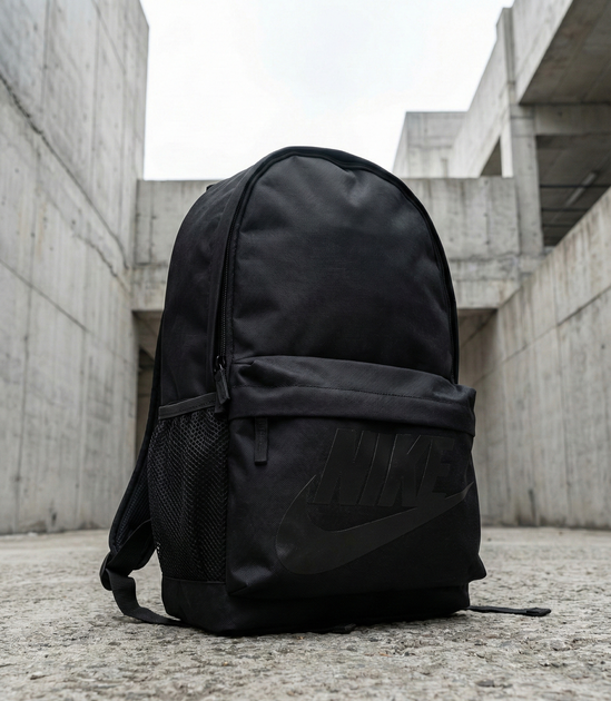 Рюкзак черный Nike с большим черным логотипом, 17х43х29 см, 21 литр - изображение 2