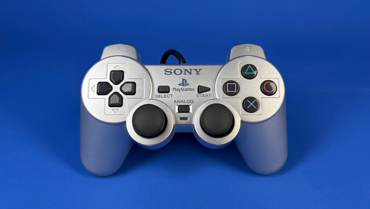 Набор Консоль Sony PlayStation 2 Slim SCPH-7xxx Limited Edition Chip Silver Б/У + Геймпад Проводной DualShock 2 - изображение 6