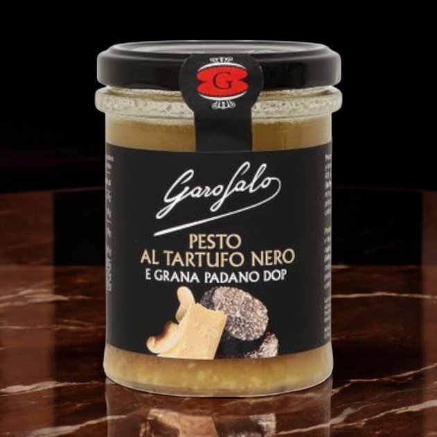 Соус песто Garofalo Pesto al Tartufo Nero E Grana Padano DOP с черным трюфелем и сыром 175 г - Фото 1 Соус песто Garofalo Pesto al Tartufo Nero E Grana Padano DOP с черным трюфелем и сыром 175 г - изображение 1