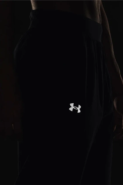 Чоловічі чорні спортивні штани UA OUTRUN THE STORM PANT Under Armour XL 1376799-001 - Фото 7 Чоловічі чорні спортивні штани UA OUTRUN THE STORM PANT Under Armour XL 1376799-001 - изображение 7
