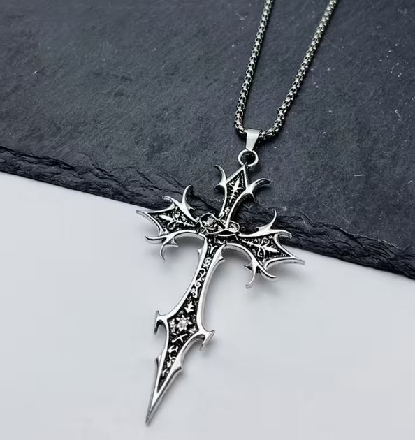 Кулон чоловічий із ланцюжком, Масивний хрест двосторонній Gothic Cross Сріблястий - Фото 3 Кулон чоловічий із ланцюжком, Масивний хрест двосторонній Gothic Cross Сріблястий - изображение 3