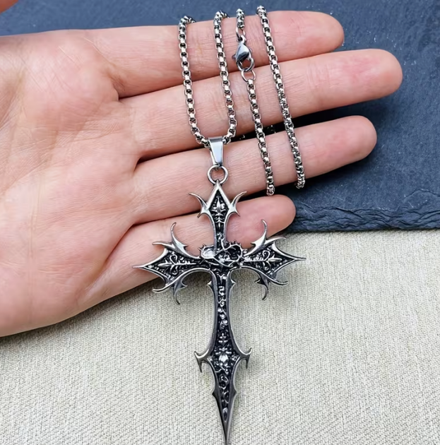 Кулон чоловічий із ланцюжком, Масивний хрест двосторонній Gothic Cross Сріблястий - Фото 5 Кулон чоловічий із ланцюжком, Масивний хрест двосторонній Gothic Cross Сріблястий - изображение 5