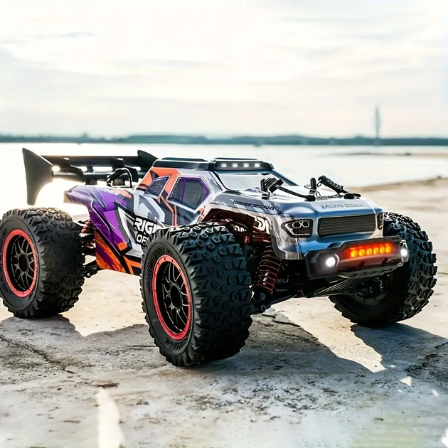 Радиоуправляемая машинка ZLL SG316 PRO 1:16 4WD до 40 км/ч RC Monster Truck внедорожник на пульте, двигатель RC390, LED-фары, пропорциональное управление, 1 аккумулятор - Фото 4 Радиоуправляемая машинка ZLL SG316 PRO 1:16 4WD до 40 км/ч RC Monster Truck внедорожник на пульте, двигатель RC390, LED-фары, пропорциональное управление, 1 аккумулятор - изображение 4